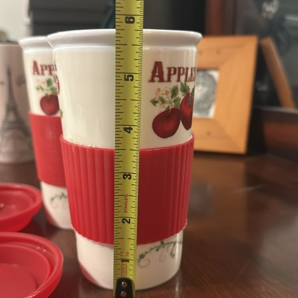 Pair of Travel cups Apples 5c logo EUC - Picture 6 of 7
